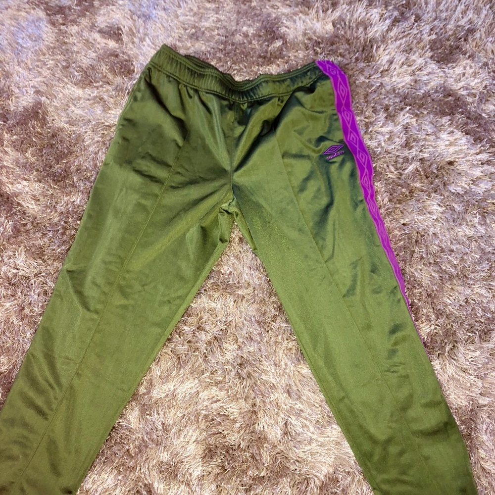Umbro Women's Green and Purple Sweatpants